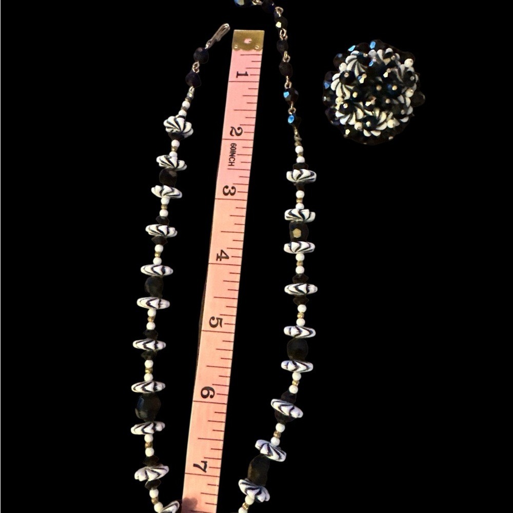 Vintage Black & White Necklace & Brooch Mid-Century Jewelry 1950s Style - Picture 5 of 6